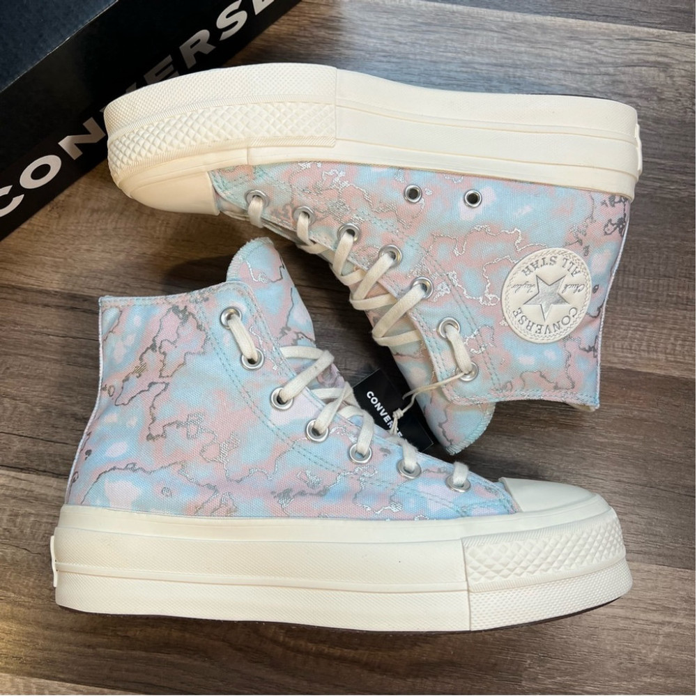 Converse Chuck Taylor All Star Lift Hi - Picture 2 of 5